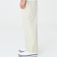 Pleated Lite Pant Beige
